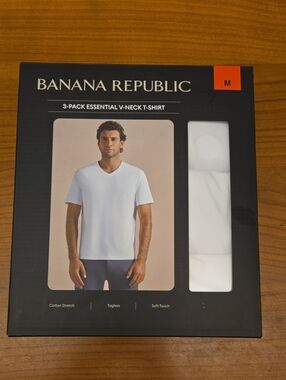 Banana Republic White Men’s V-Neck T-Shirt 3 Pack Cotton